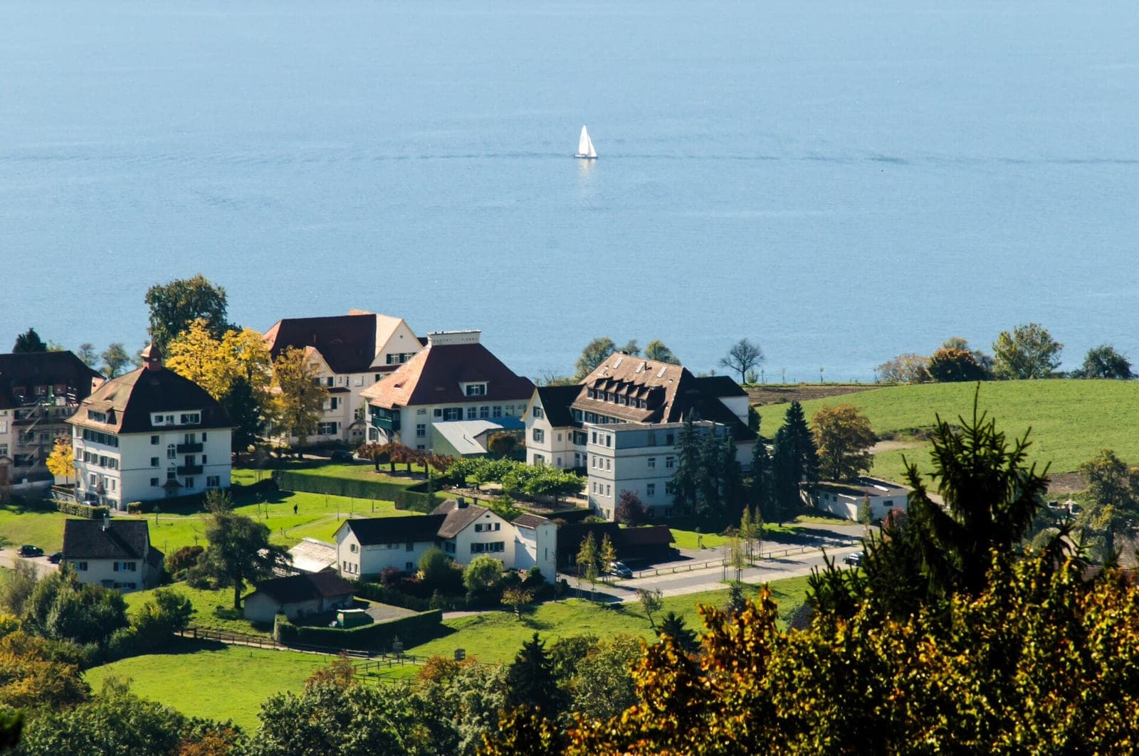 Privatklinik Hohenegg campus above Lake Zurich in Meilen