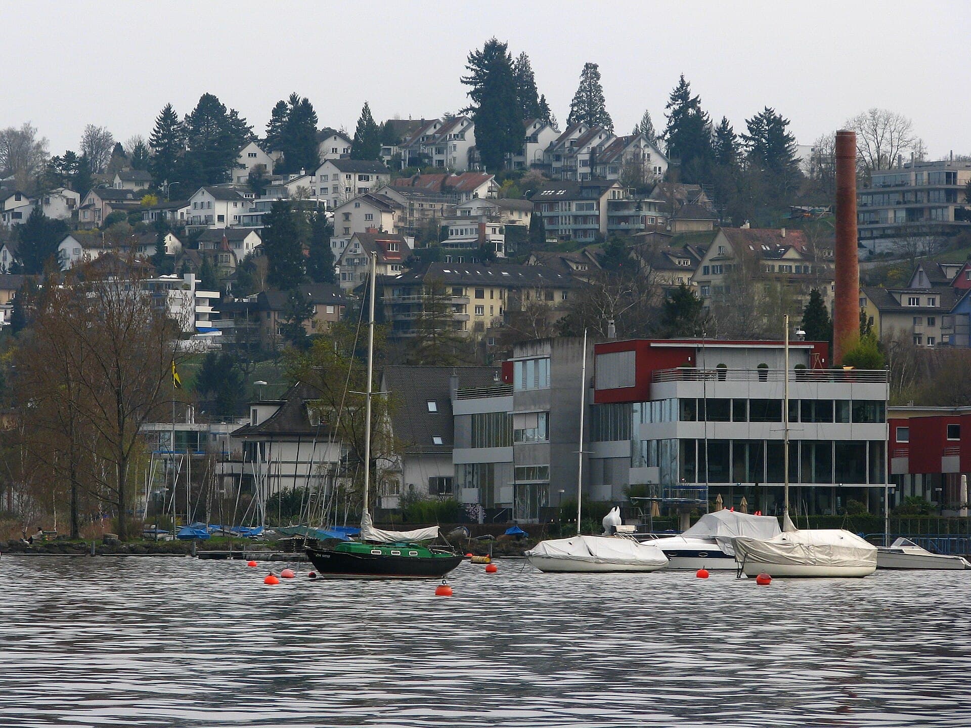 Lake Zurich shore at Kilchberg, near Sanatorium Kilchberg